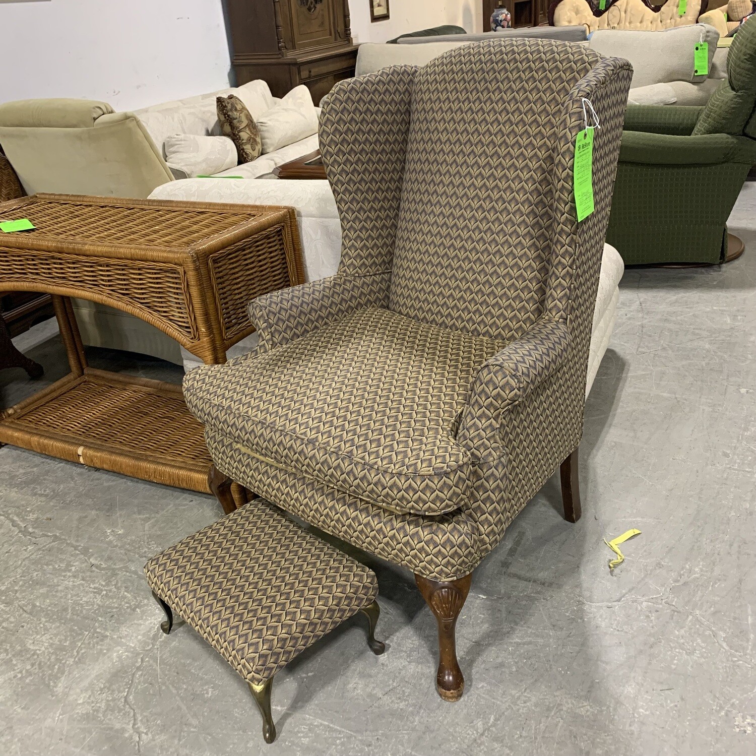 Armchair With Ottoman