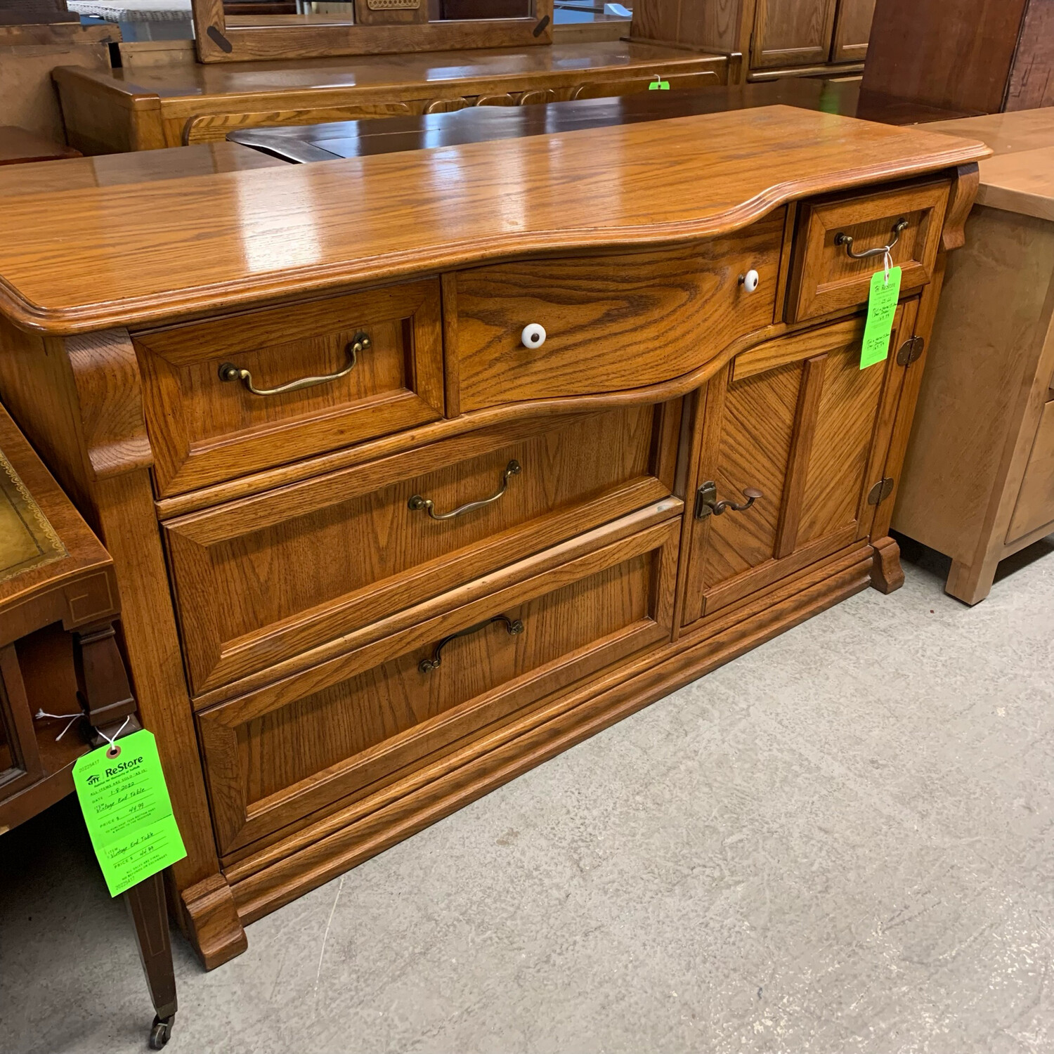 Flint + Horner 5 Drawer 1 Door Dresser