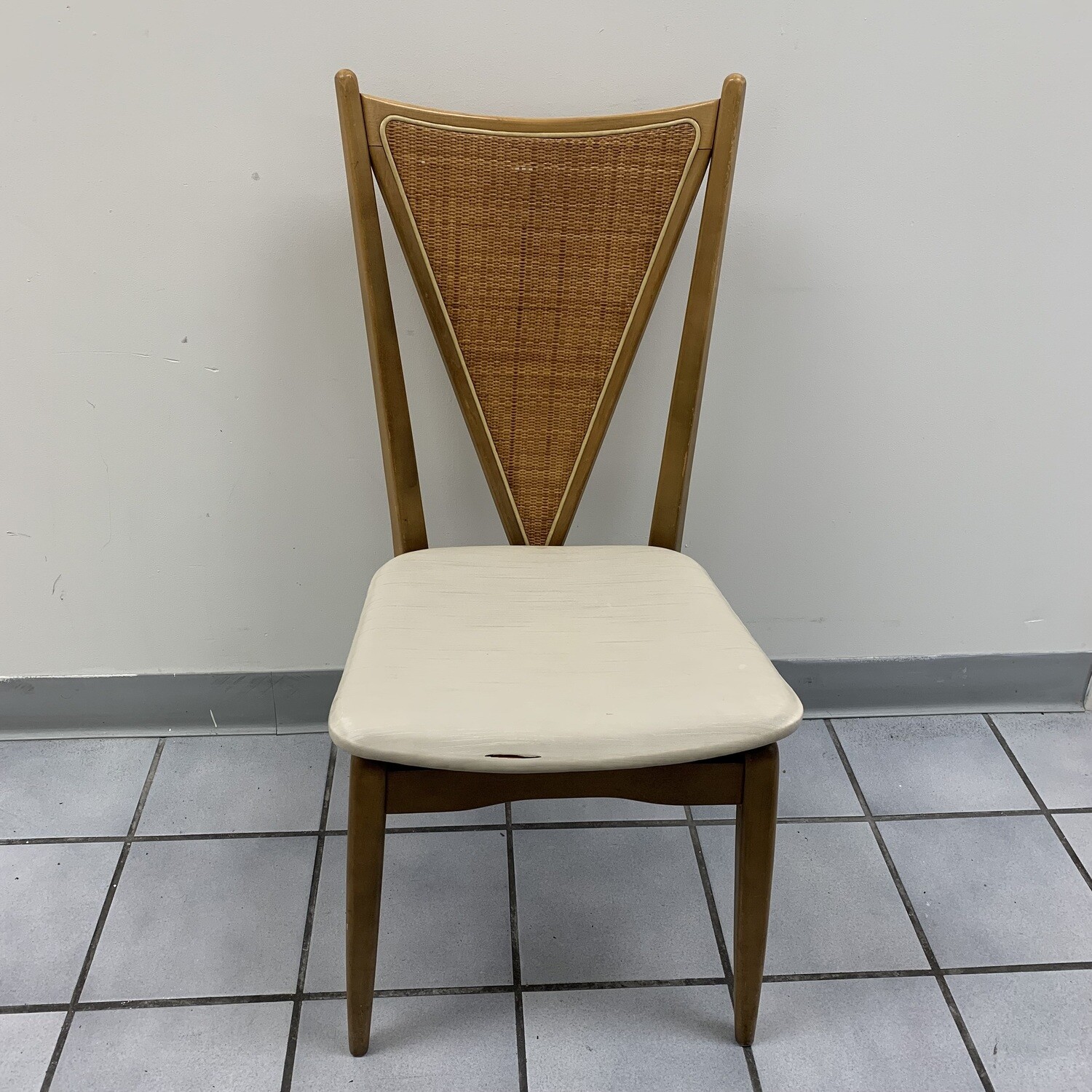 Set of 4 Vintage MCM Stakmore Folding Chairs