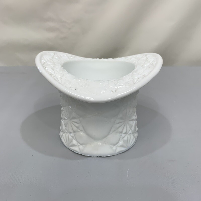 Milk Glass - Daisy and Button Top Hat - Vase/Planter