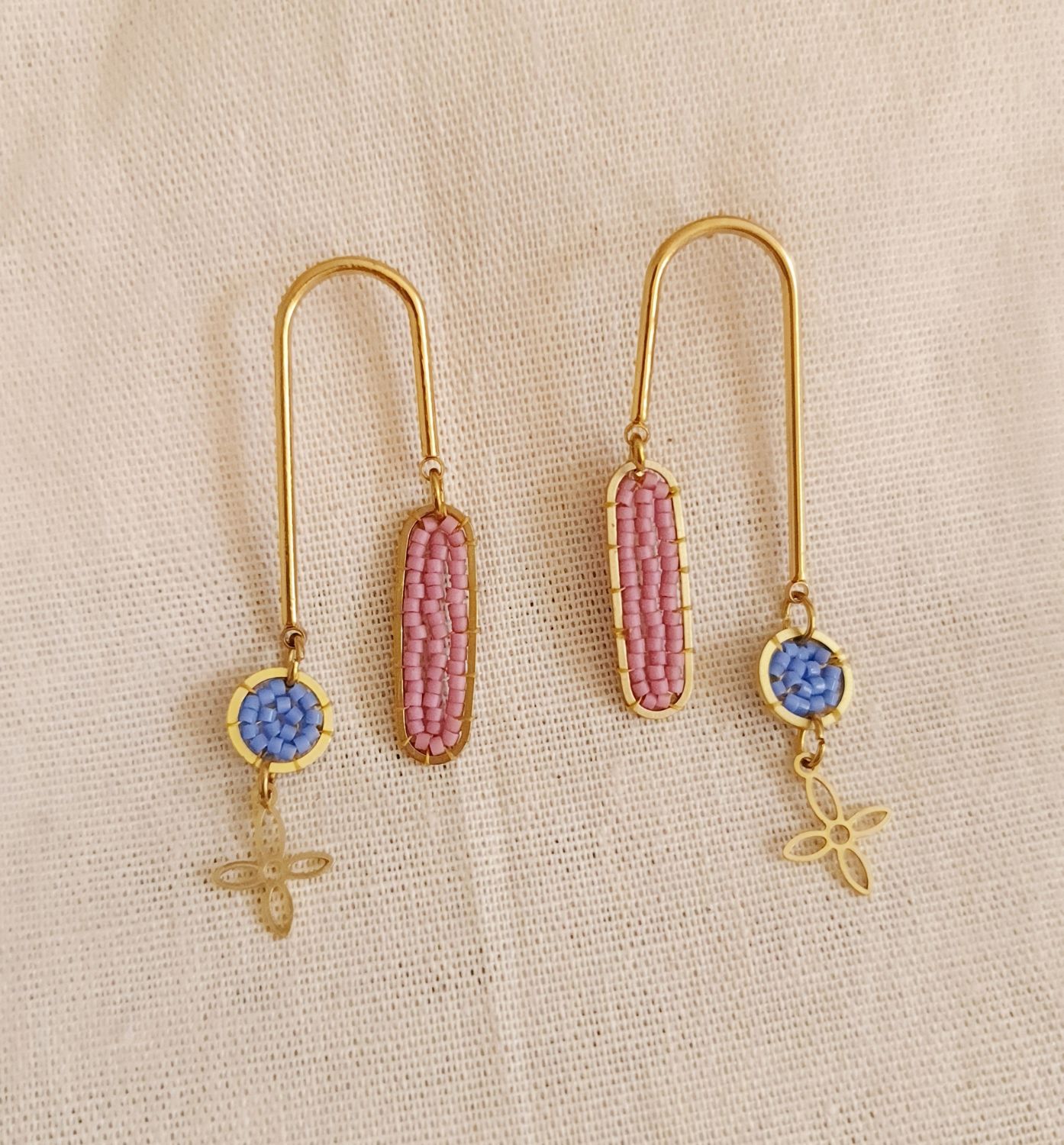 Aretes &quot;MÓVIL ESTELAR &quot;