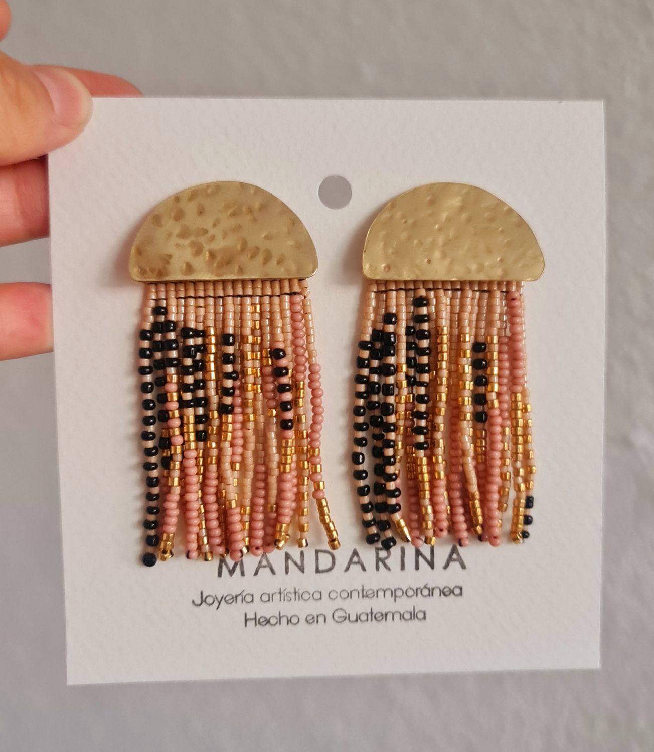 Aretes &quot;NUK&quot;