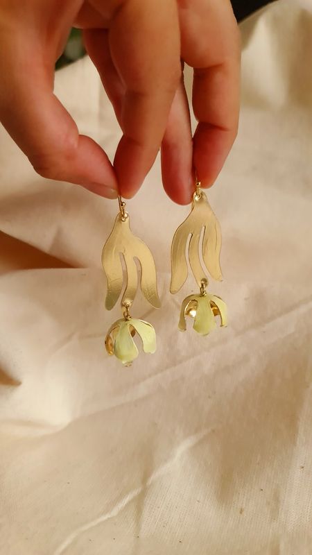 Aretes "FLOR DE IZOTE" grande