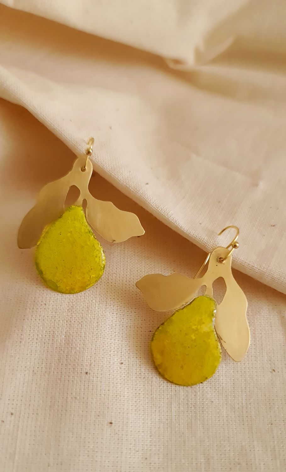 Aretes &quot;PERAS&quot; medianas