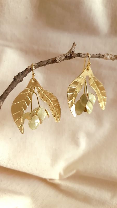 Aretes "FLOR DE IZOTE" medianos