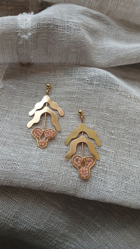 Aretes "ORQUIDEA STELIS"