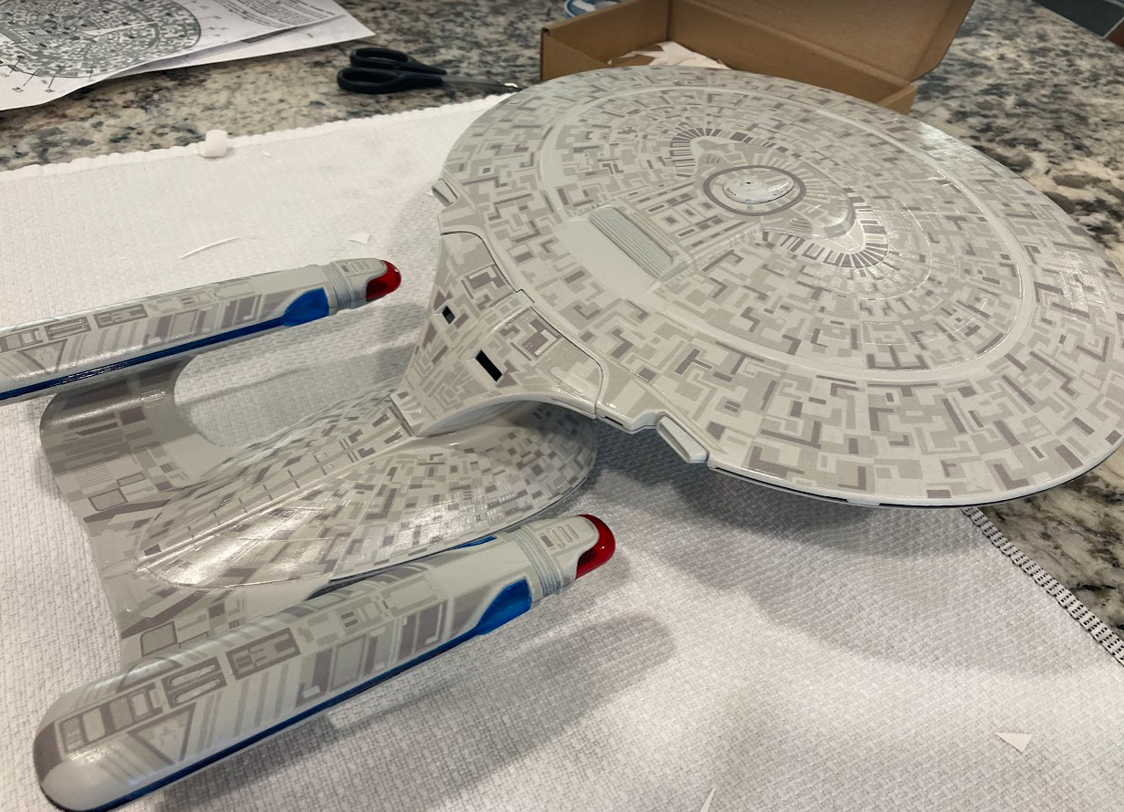 1400 Scale Nebula class and Galaxy/Enterprise D Aztec Graphics