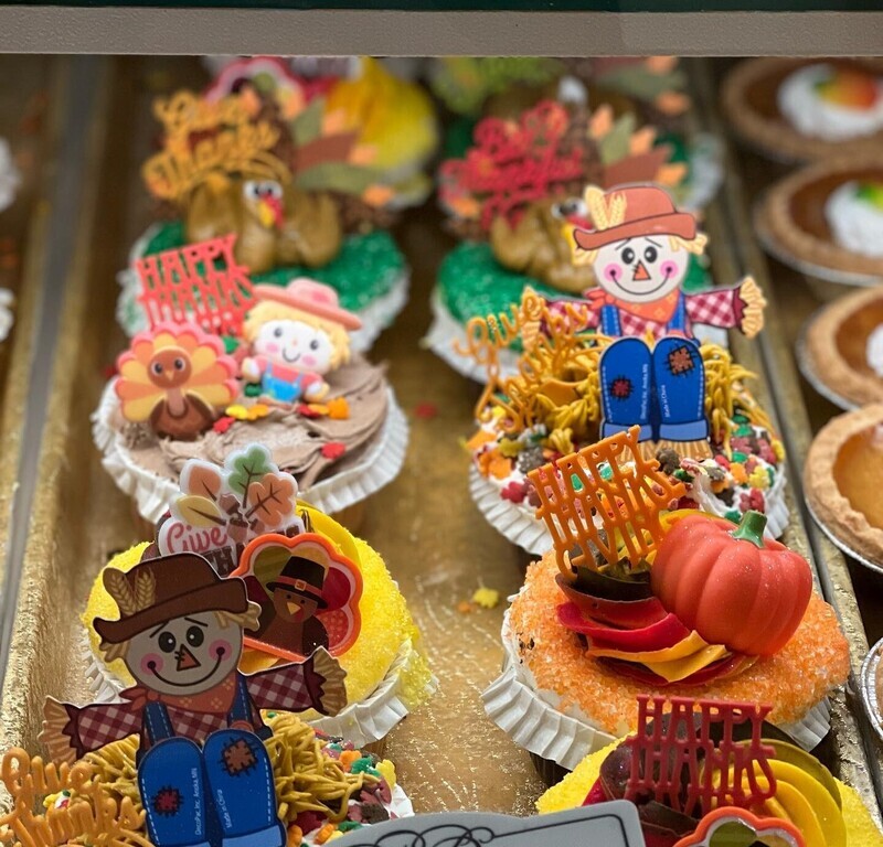 Thanksgiving themed cupcakes