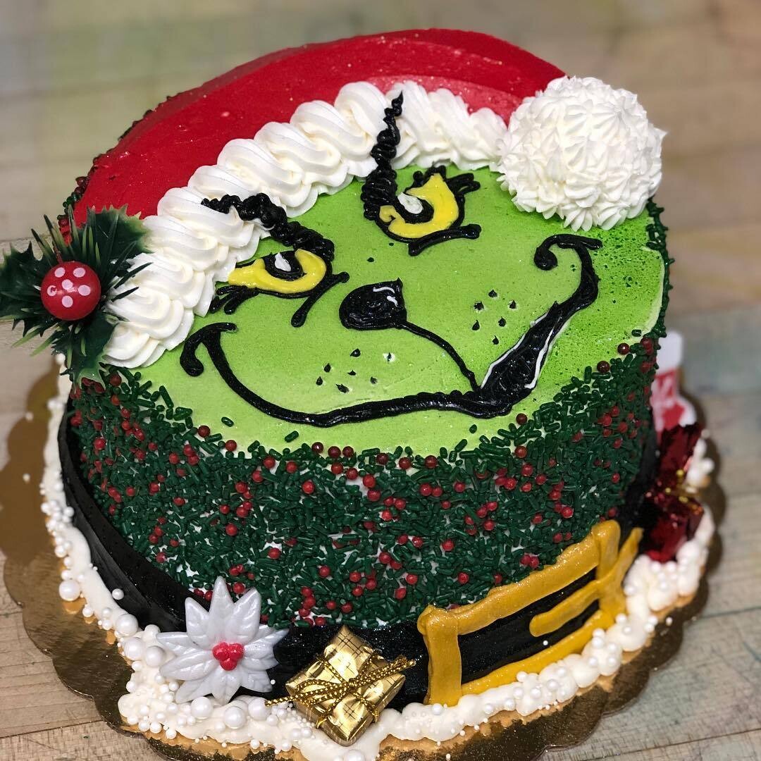 Grinch Cake 7" (serves 9-10)