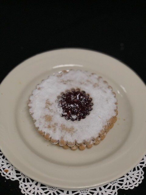 Linzer Cookie