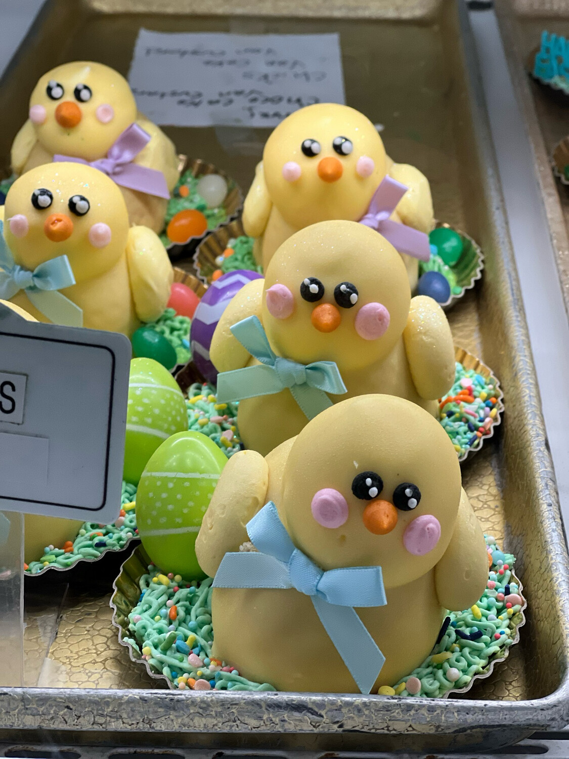 Easter Chic Cupcake