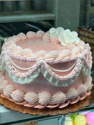 drapes &amp; roses cake 7&quot;