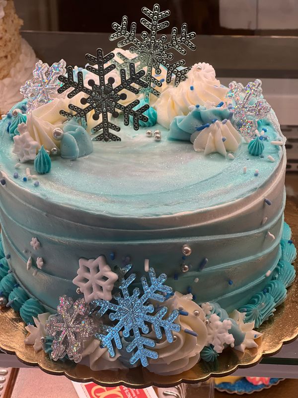 snowflake cake 7&quot;
