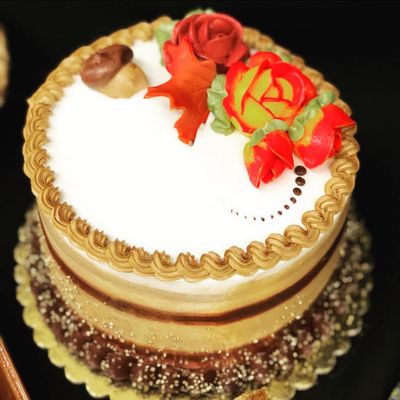 Fall Themed Cakes