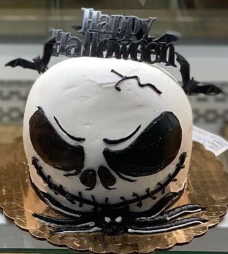Skull cake