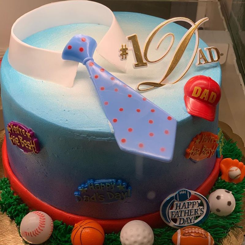 Fathers Day neck tie cake 7"