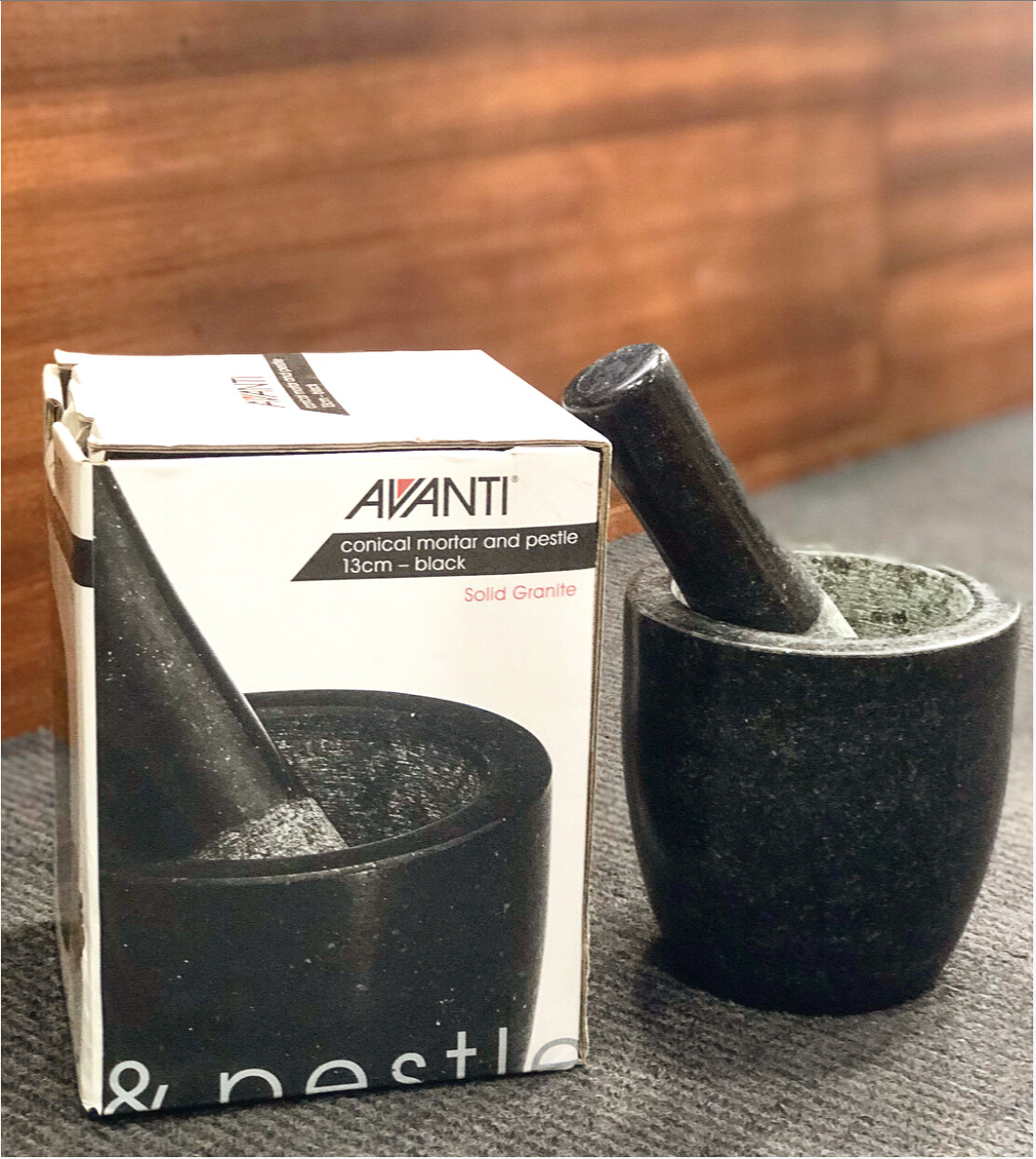AVANTI - conical mortar and pestle 13cm black