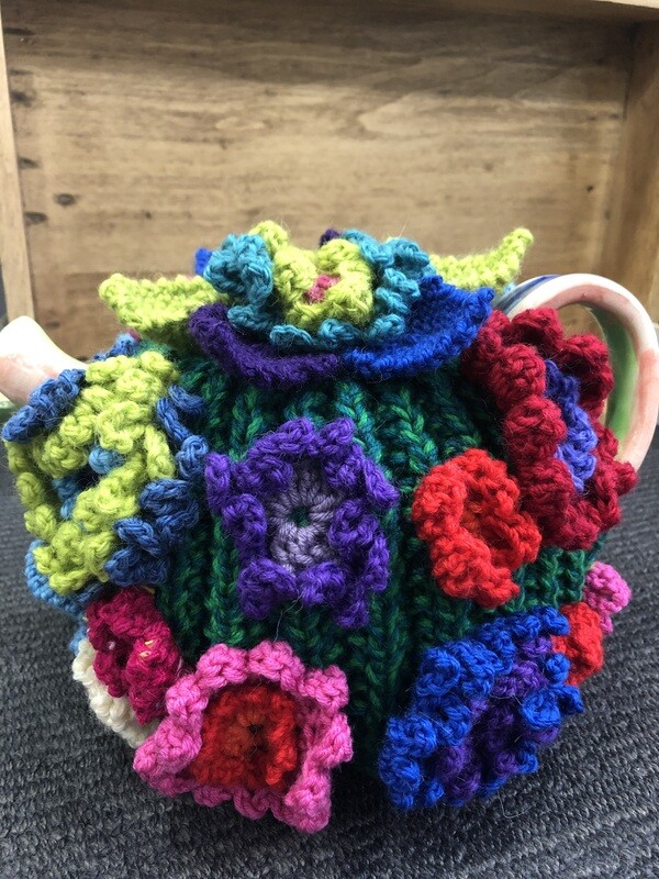 JENNY OCCLESHAW - Knitted Tea Cosy