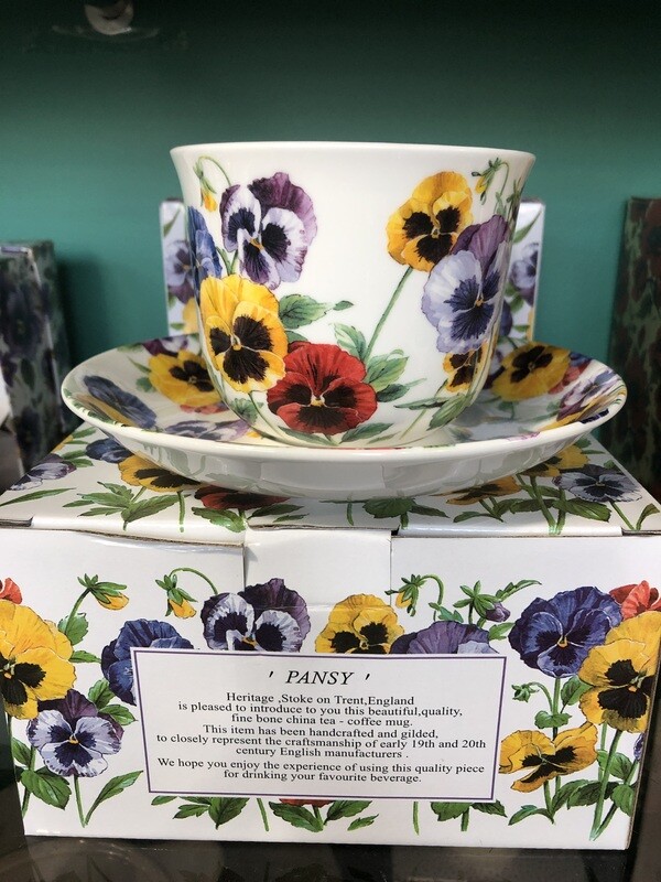HERITAGE - Fine English Bone China Breakfast Cup and Saucer - Pansy