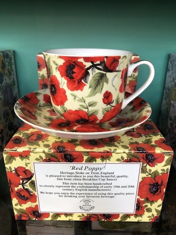 HERITAGE - Fine English Bone China Breakfast Cup and Saucer - Red Poppy Chintz
