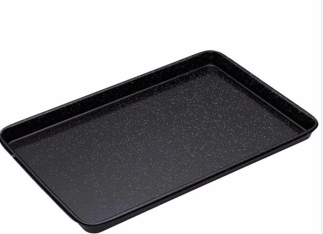 MASTERPRO 
Professional Vitreous Enamel Baking Tray - 39.5 cm x 27cm x 2cm