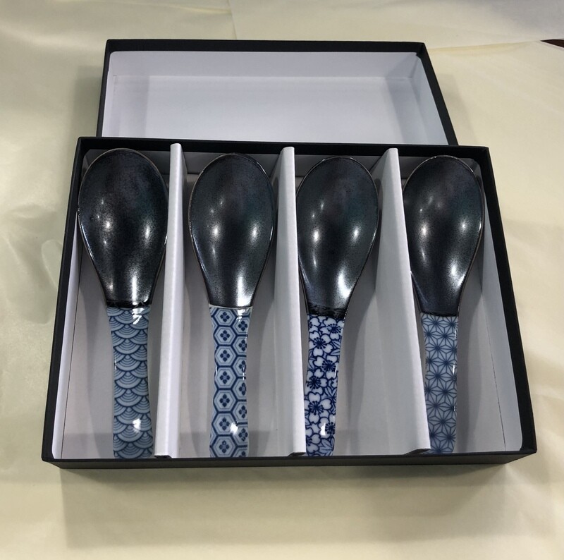 CONCEPT JAPAN Half Komon Design 4 Soup Spoon Set