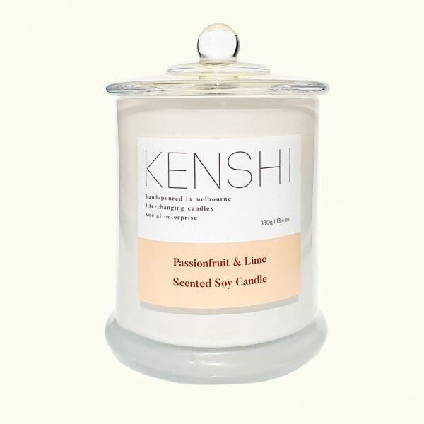 KENSHI - Passionfruit &amp; Lime scented candle -380g