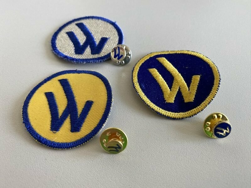 Walkingabzeichen Stoff/Metall