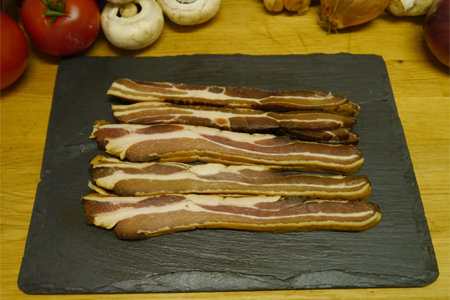 Woburn BLACK Streaky Bacon 200g Woburn BLACK Streaky Bacon 200g