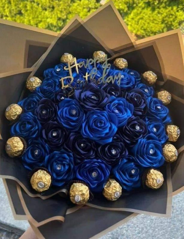 Ramo buchón de 30 Rosas eternas 