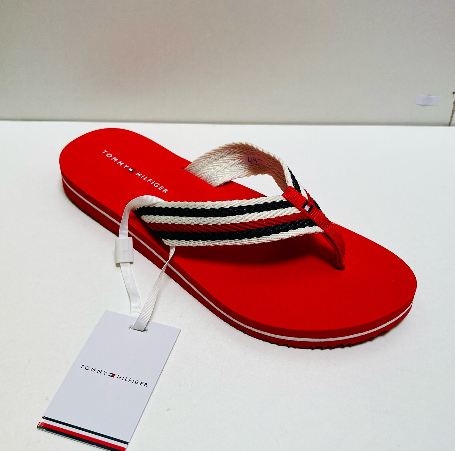 Tommy Hilfiger