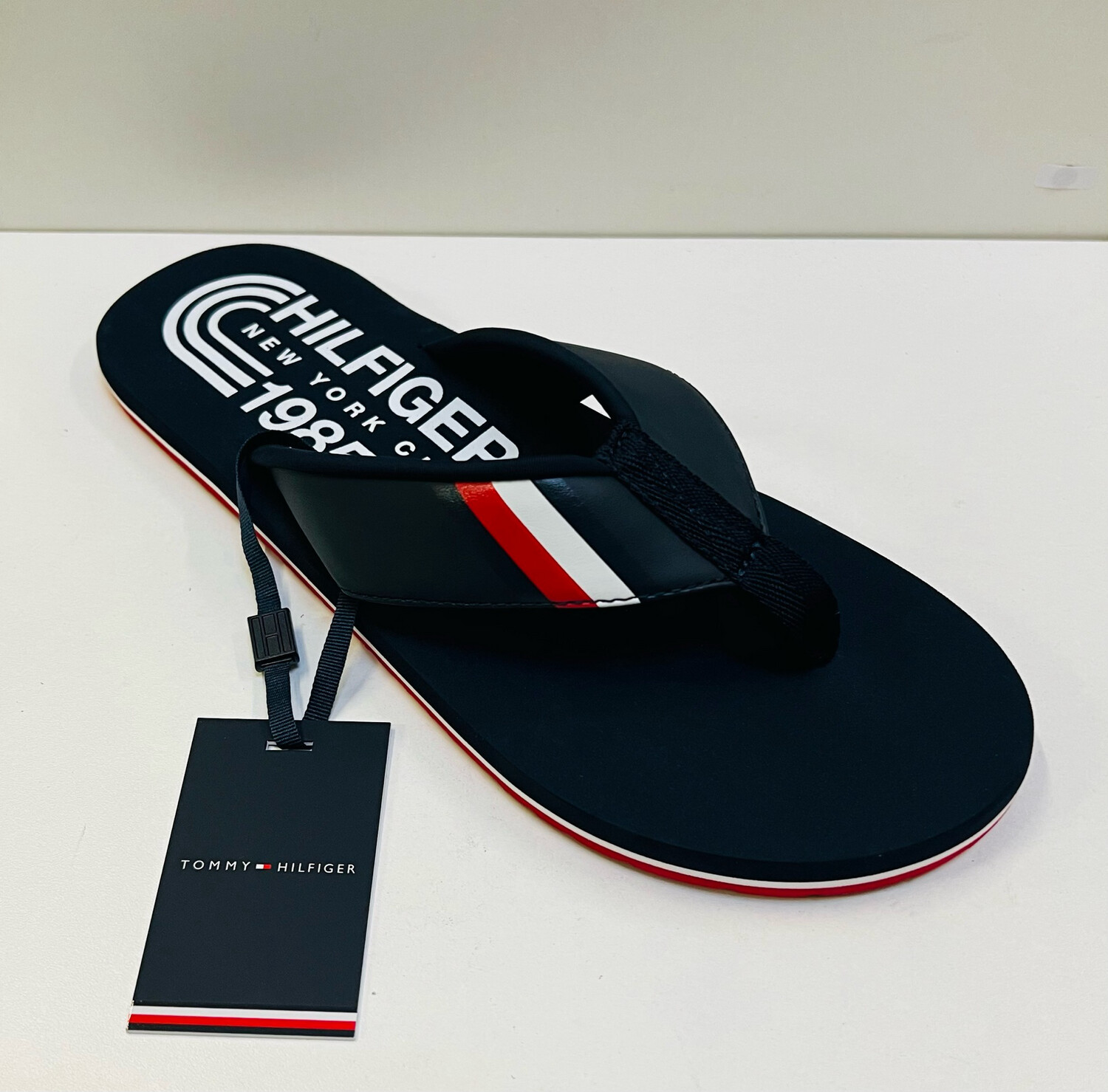 Tommy Hilfiger
