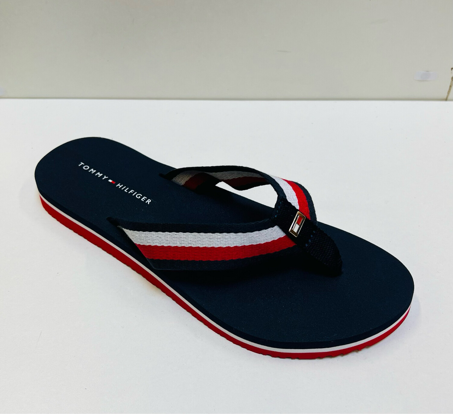 Tommy Hilfiger