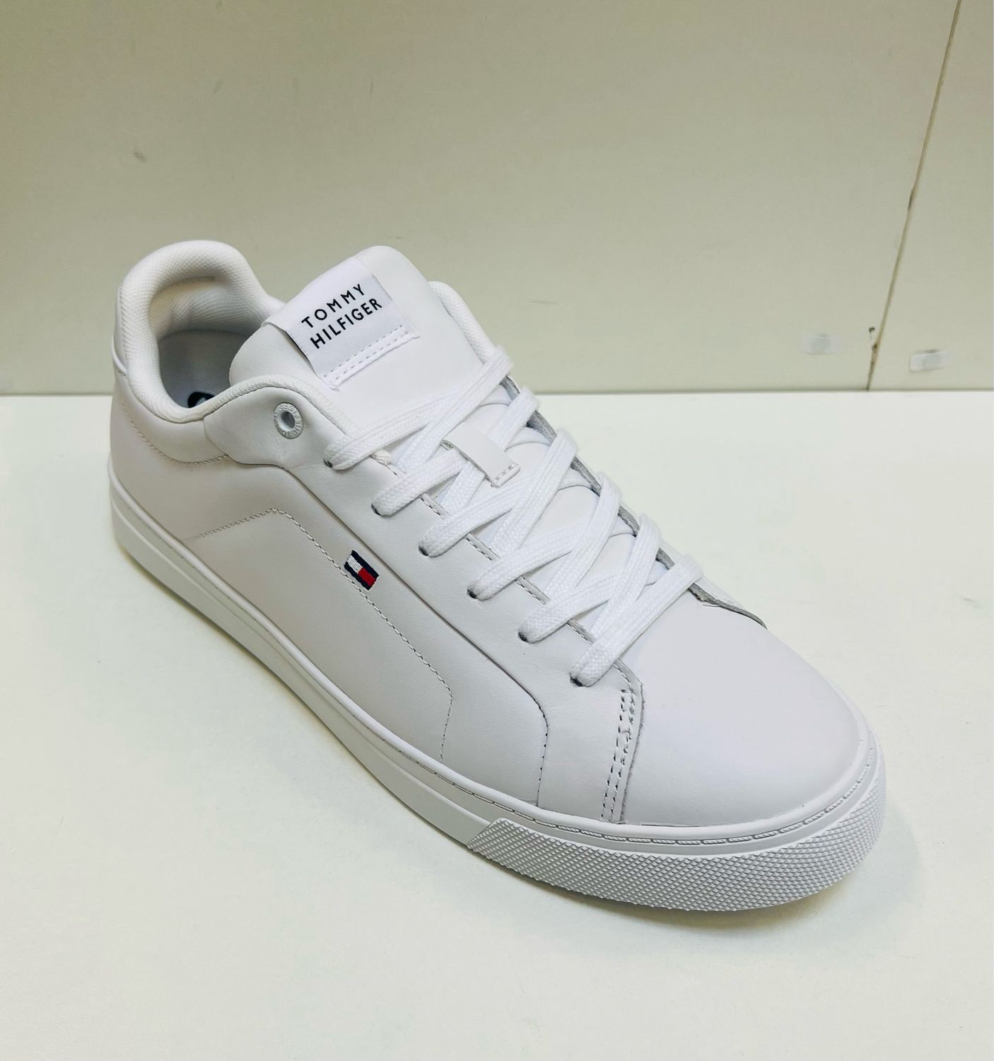 Tommy Hilfiger
