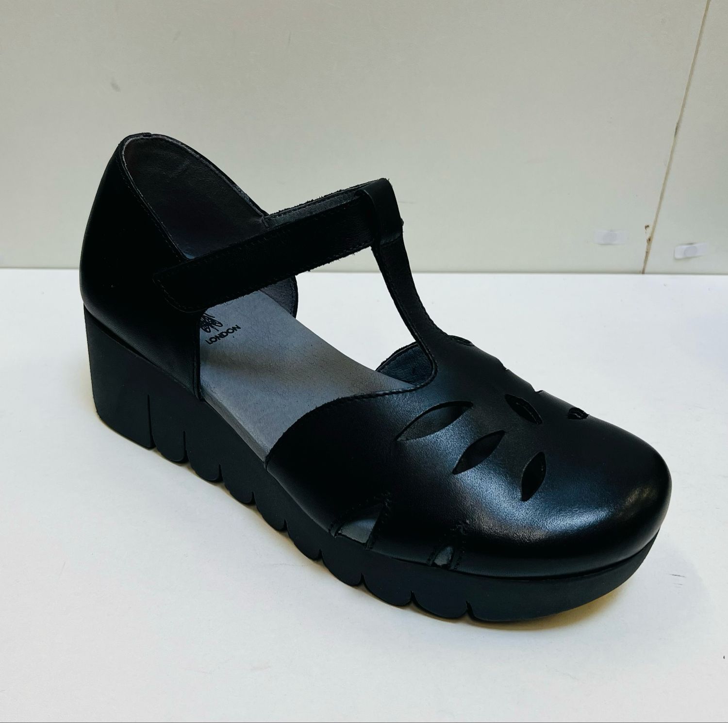 Fly London Fly London