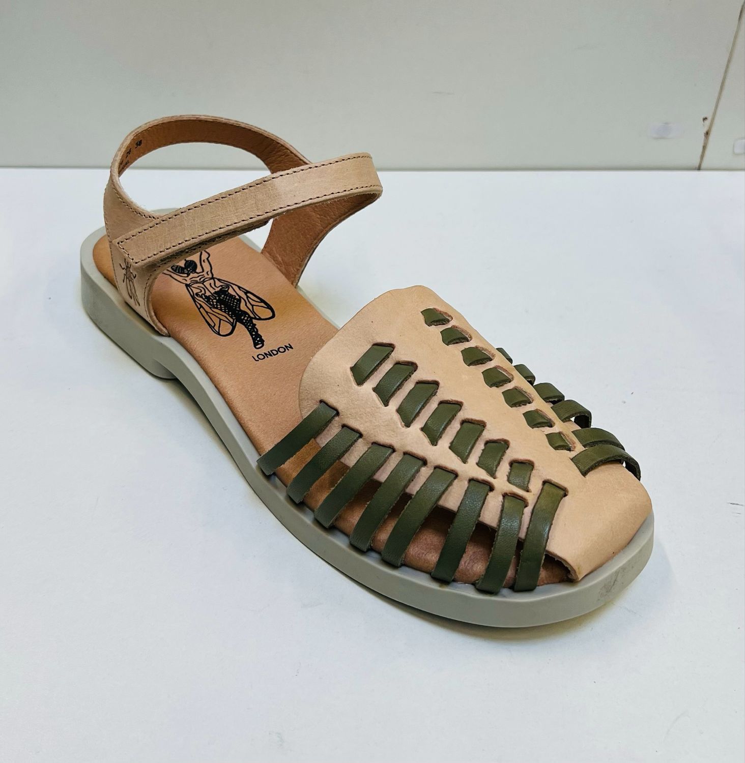 Fly London Fly London