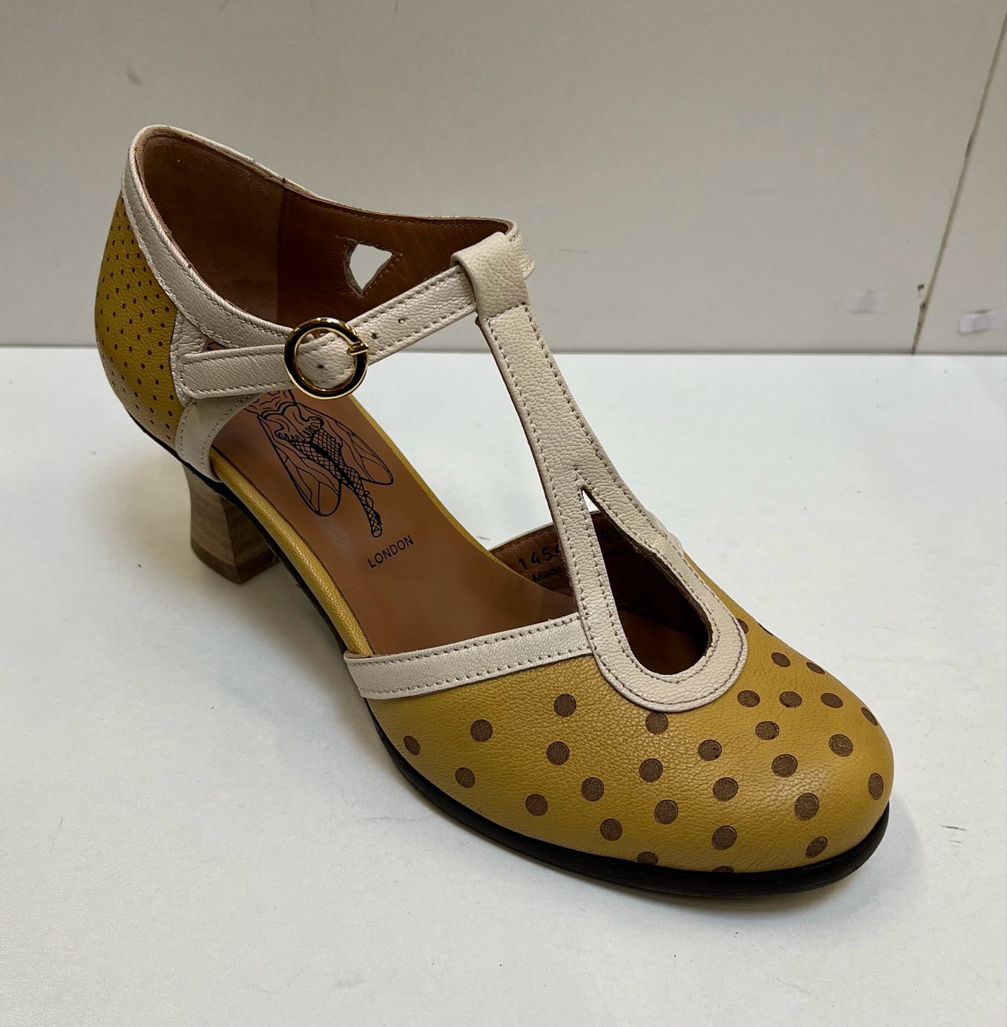 Fly London Fly London