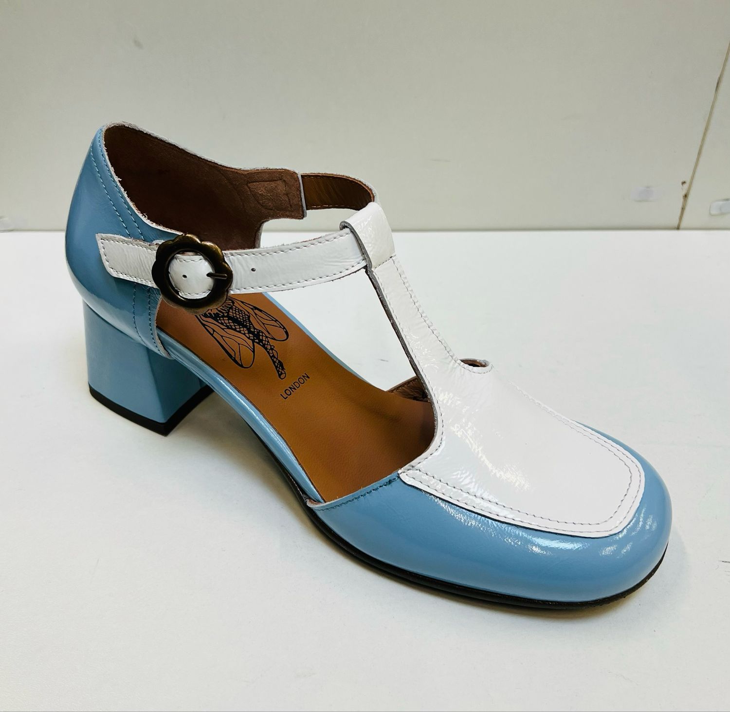 Fly London Fly London