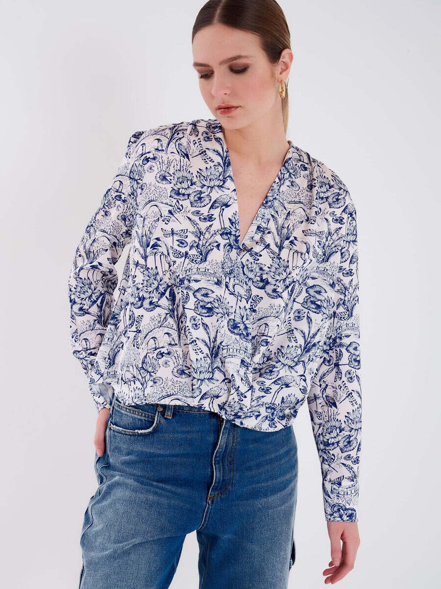 VICOLO - Camicia Incrociata Fantasia
SKU: TE0311001FNAT
Colore: beige/blu VICOLO - Camicia Incrociata Fantasia
SKU: TE0311001FNAT
Colore: beige/blu