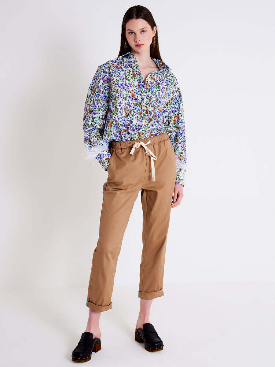 VICOLO - Pantalone Gabardina
SKU: TE1608061EBIS
Colore: biscotto