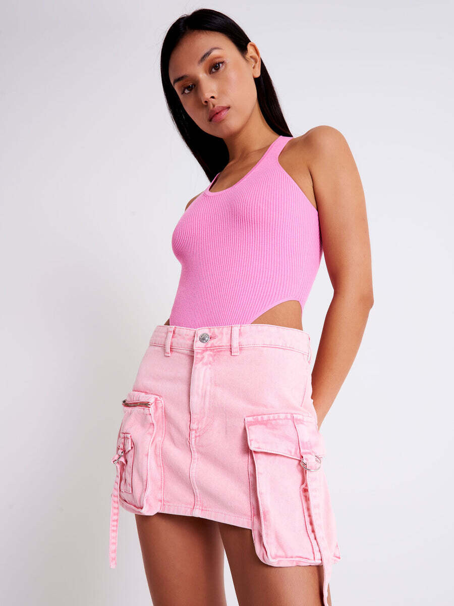 VICOLO - Minigonna in Denim Multitasche
SKU: DE5286044EFUC
Colore: rosa