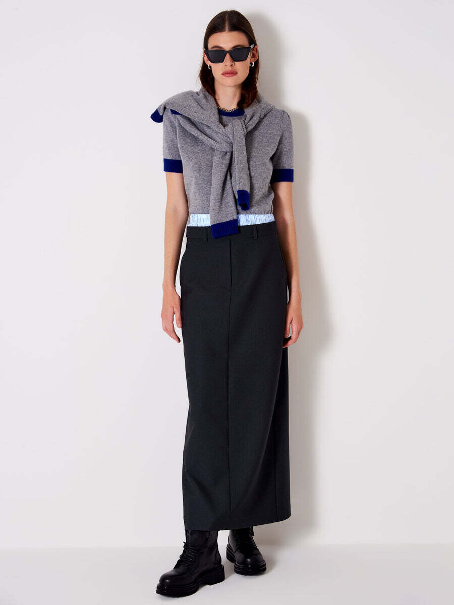 VICOLO - Gonna Lunga Elastico Boxer NEW IN
Grigio Antracite
SKU: TR1184193RGI-1