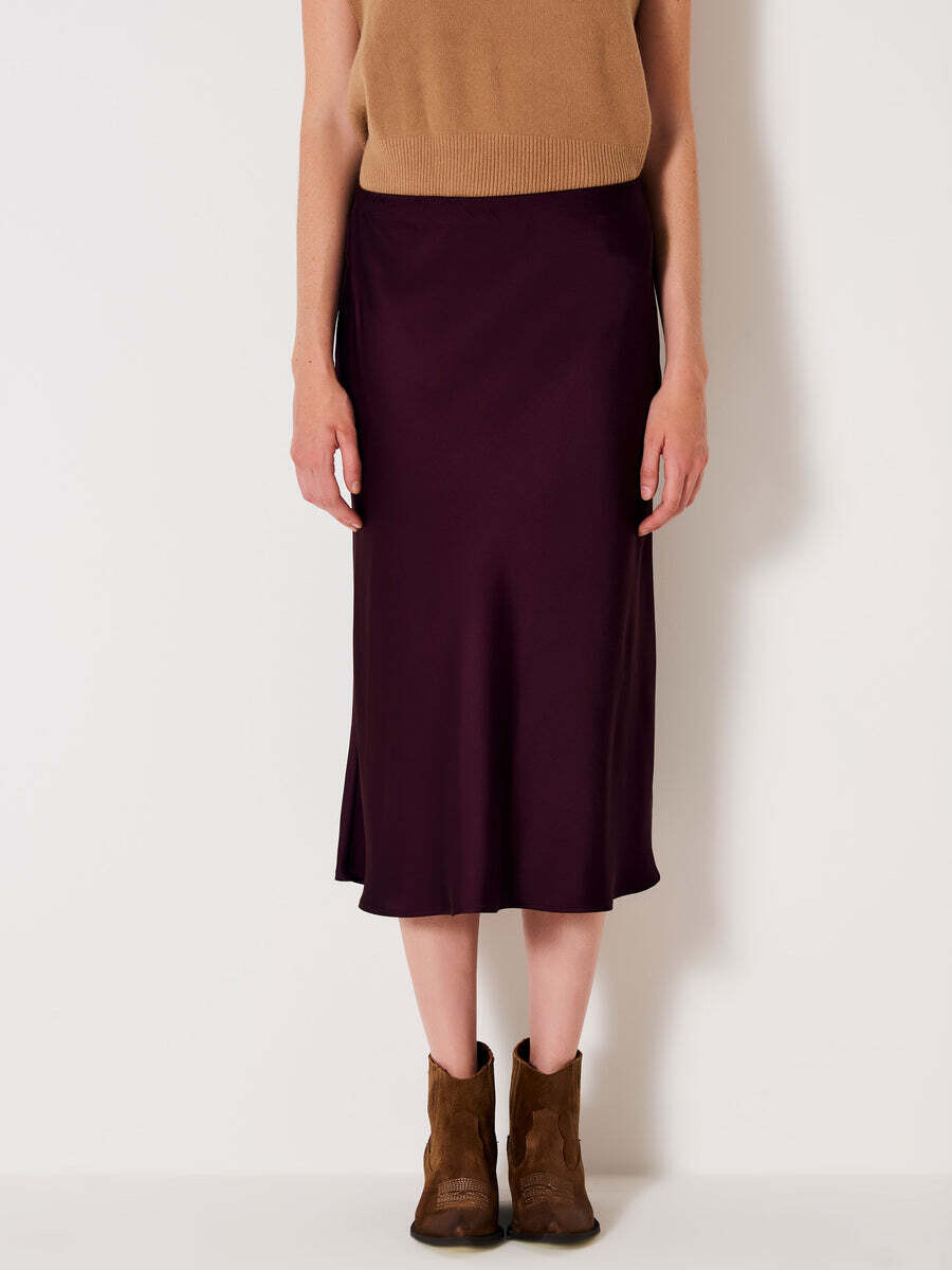 VICOLO - Gonna Midi Satin NEW IN
Bordeaux
Rosso
SKU: TR0330038RBOR