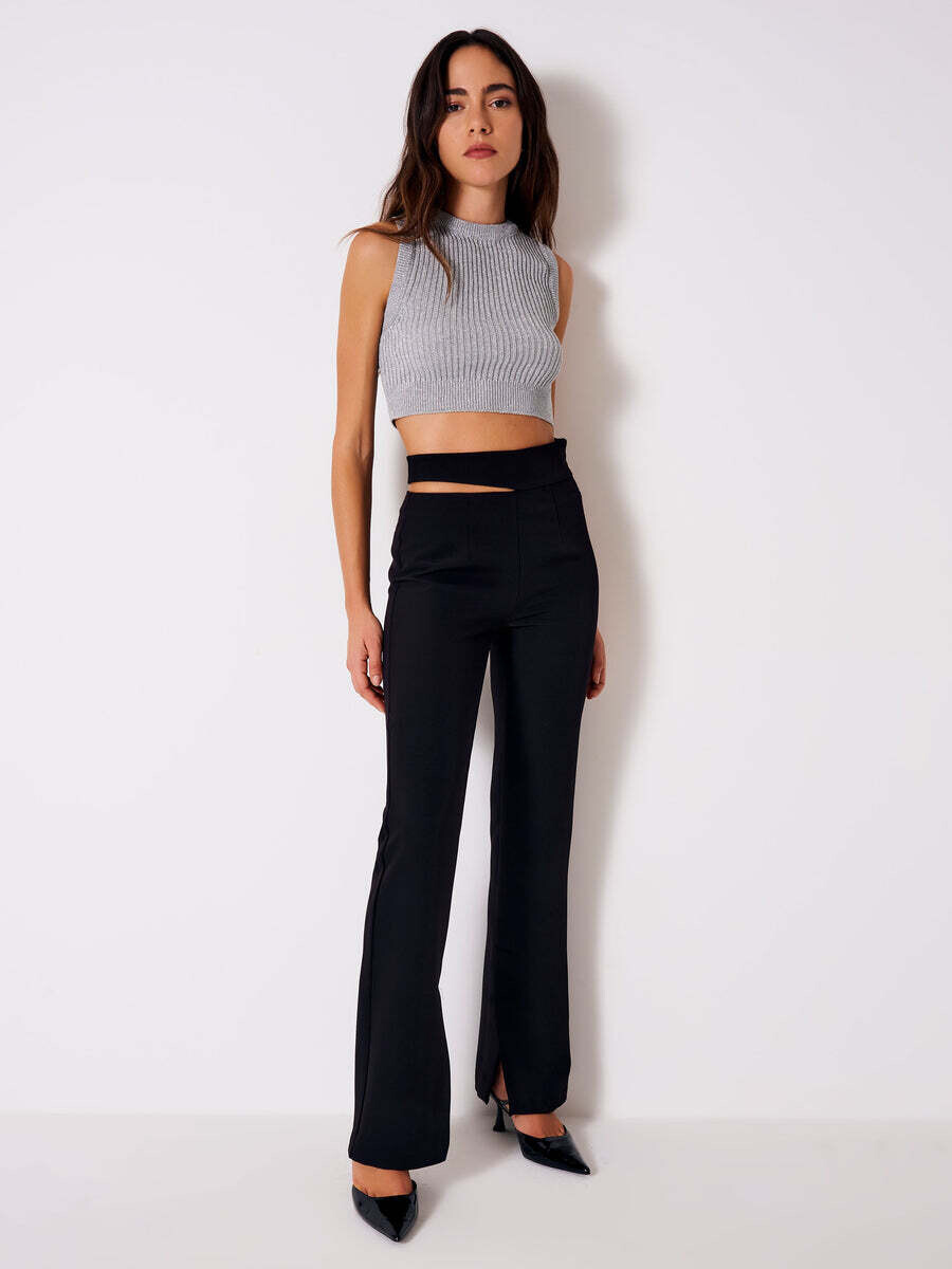 VICOLO - Pantalone Zampetta Cut Out in Vita NEW IN
Nero
SKU: TR1473099ANER-2