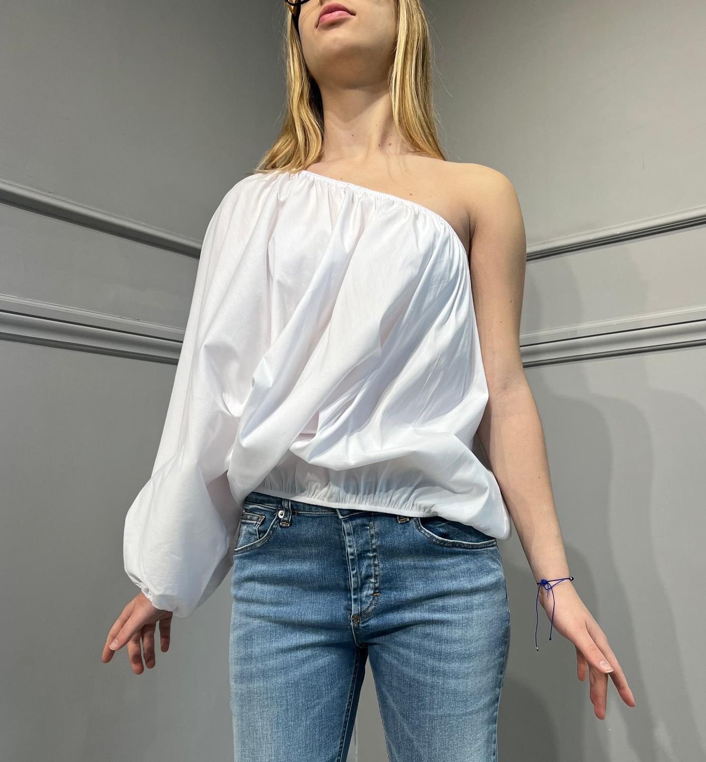 Tensione in-Blusa monospalla cotone elasticizzato - bianco SKU: 24c2445