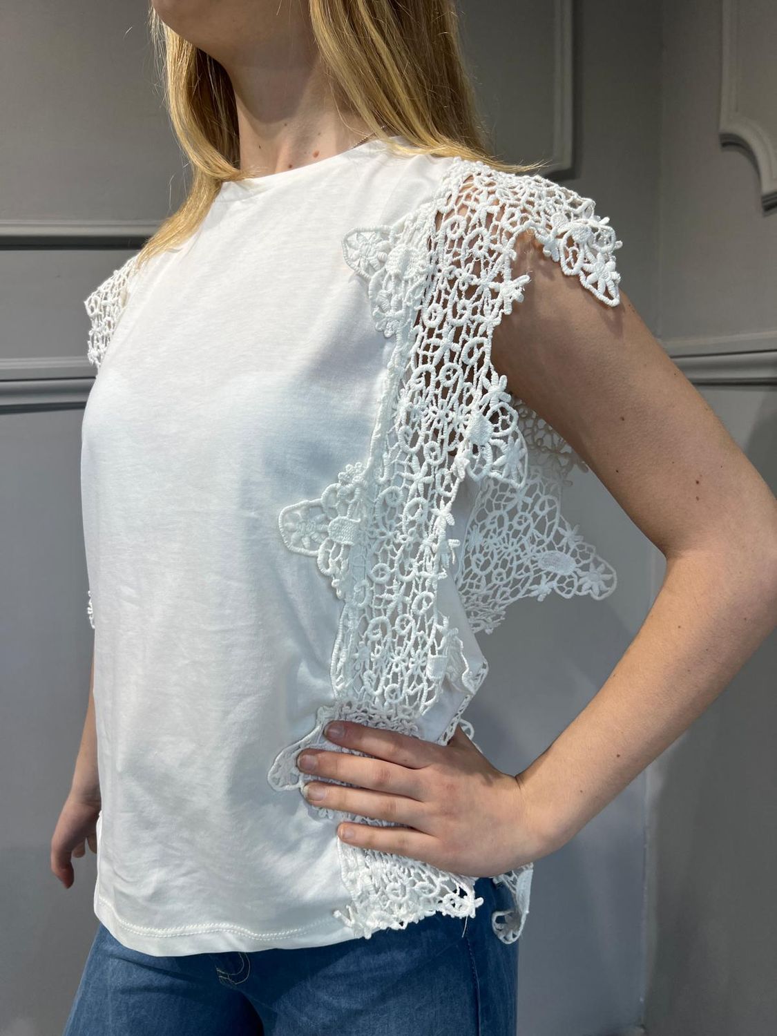 TENSIONE IN - T-Shirt Bianco SKU: DC1576