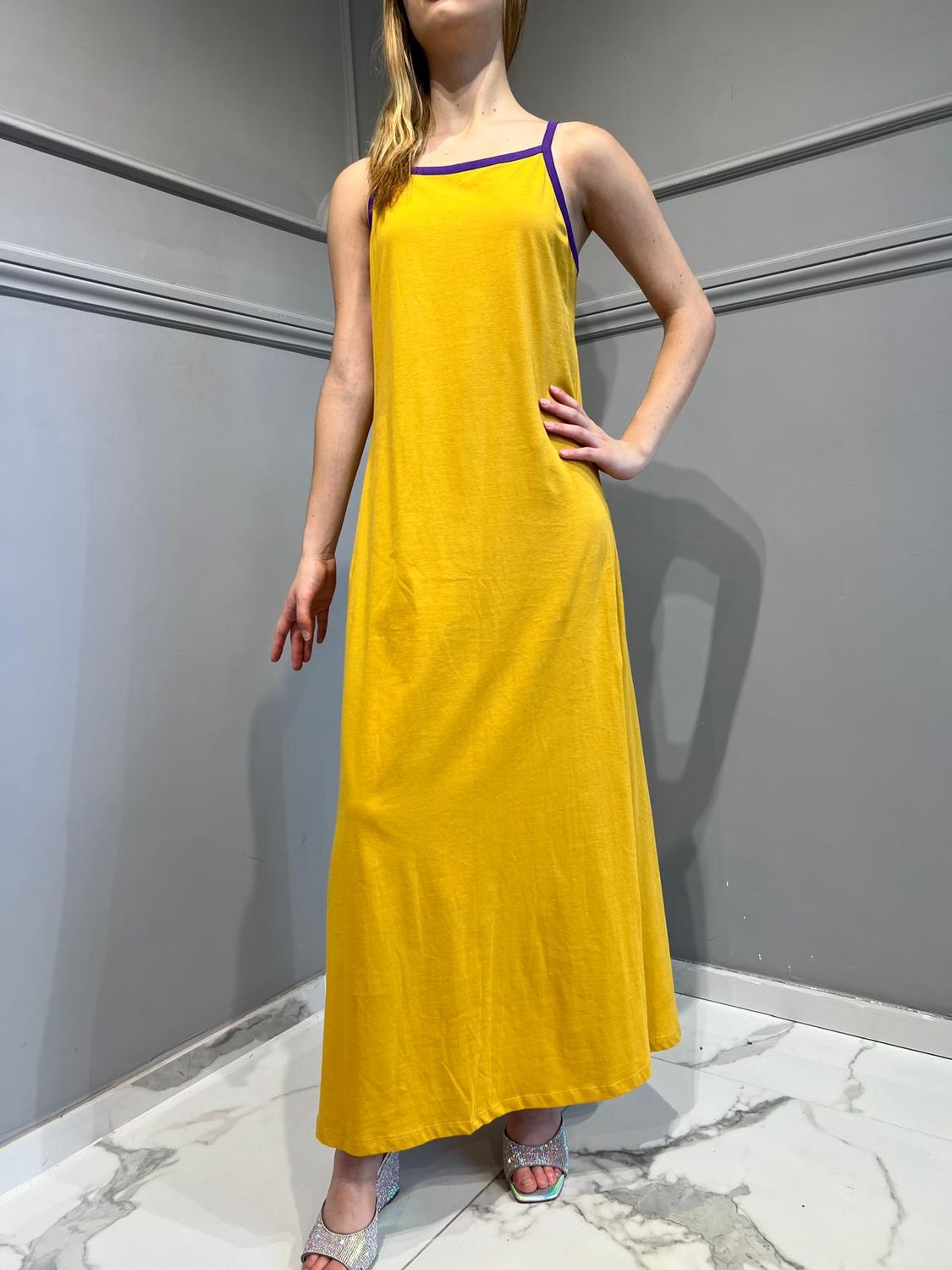 TENSIONE IN - Abito bordi a contrasto - art: 34684 Senape/viola