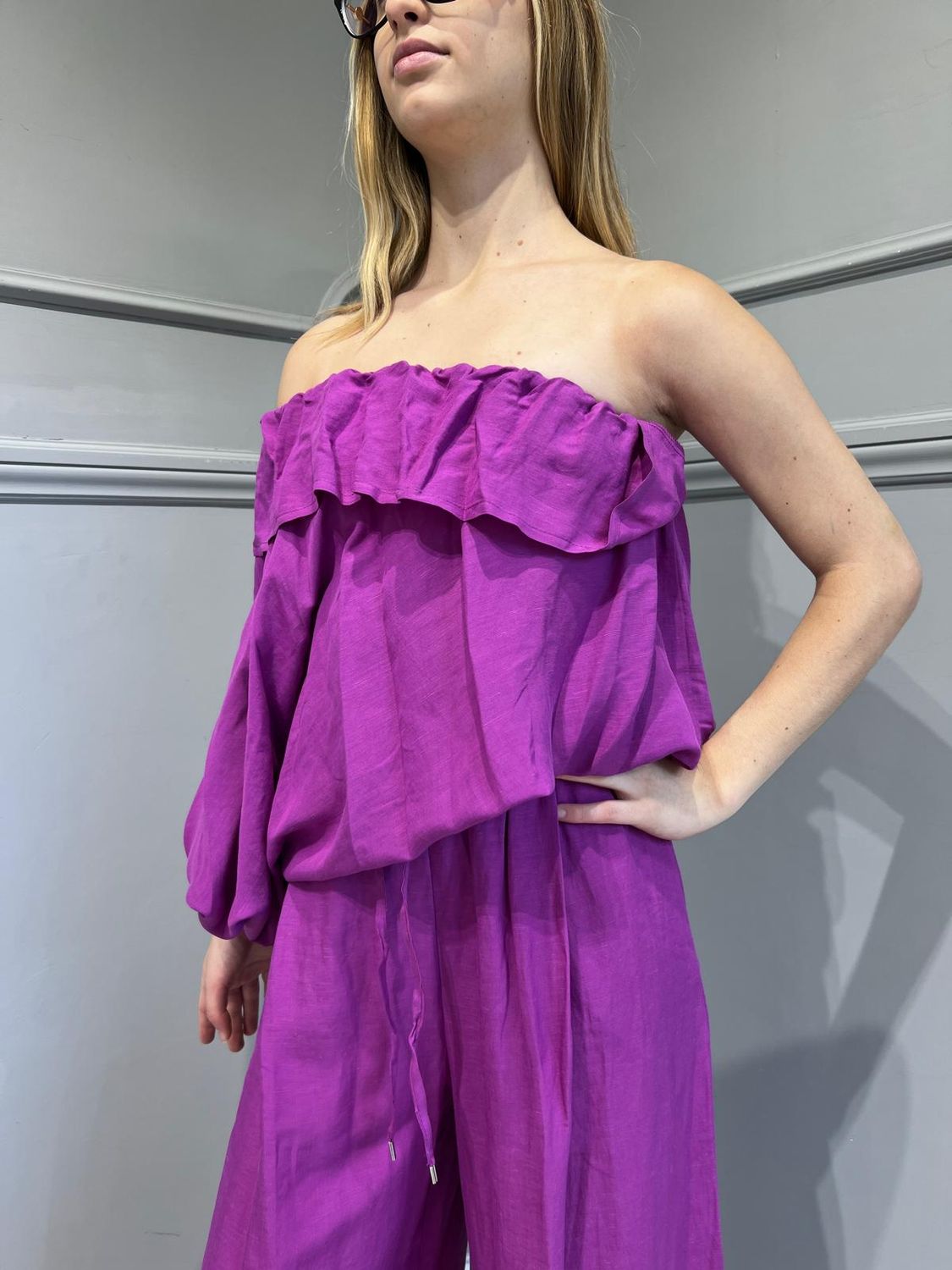 TENSIONE IN
-Blusa rouches monospalla misto lino - orchidea

SKU: 24c2869-145447