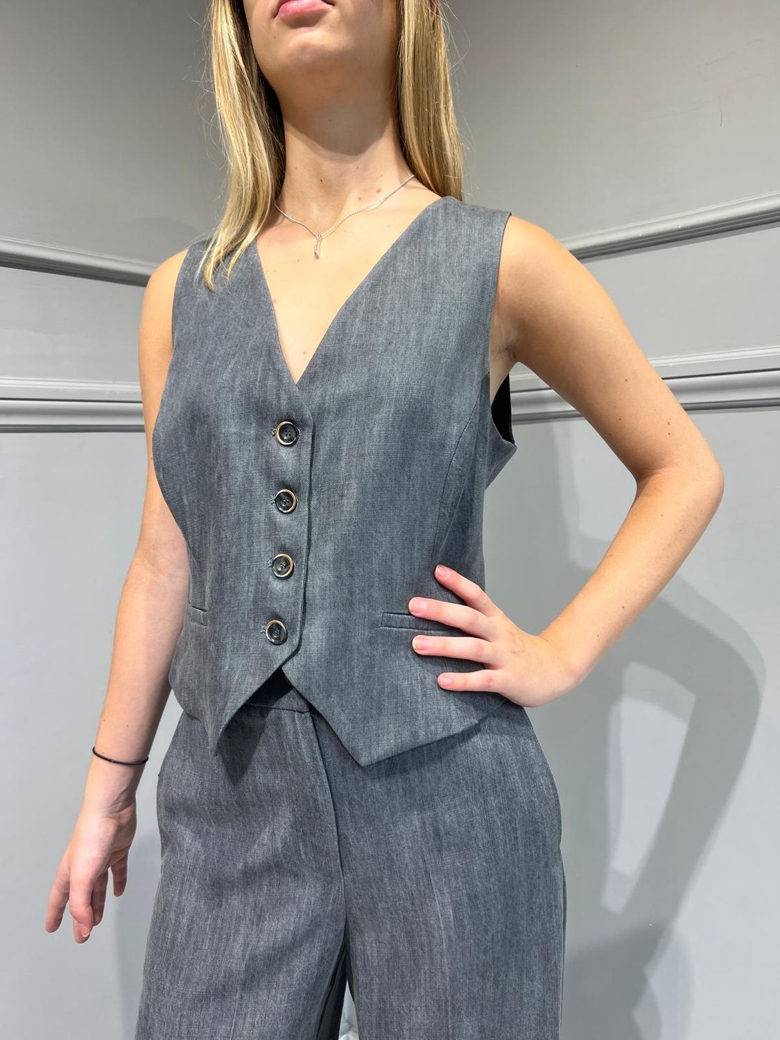 TENSIONE IN - Completo gilet+pantalone - art: 25C3682 Grigio