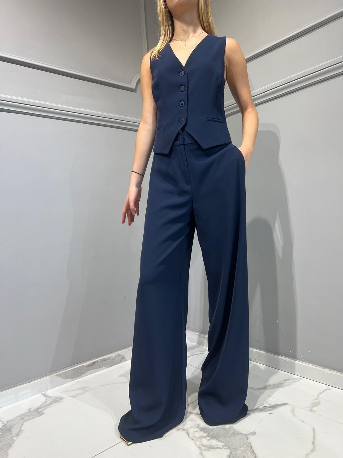 TENSIONE IN - Completo gilet+pantalone in crepe - art: 25C3735 Blu